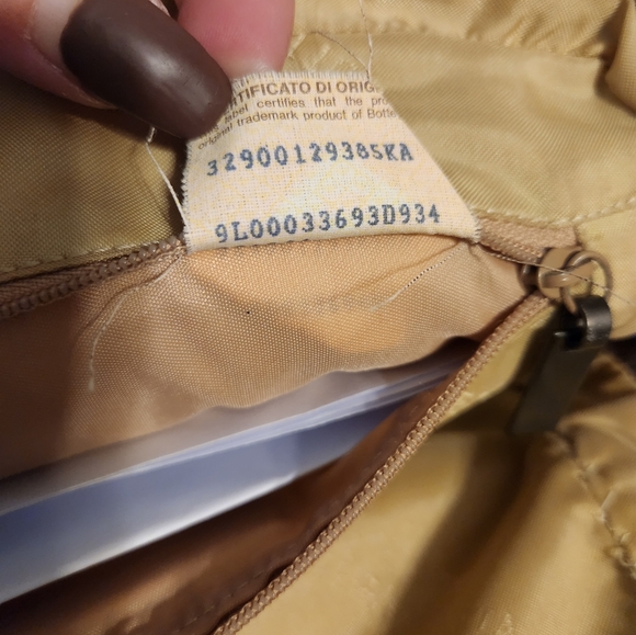 Bottega Vaneta Pouch - Picture 13 of 14